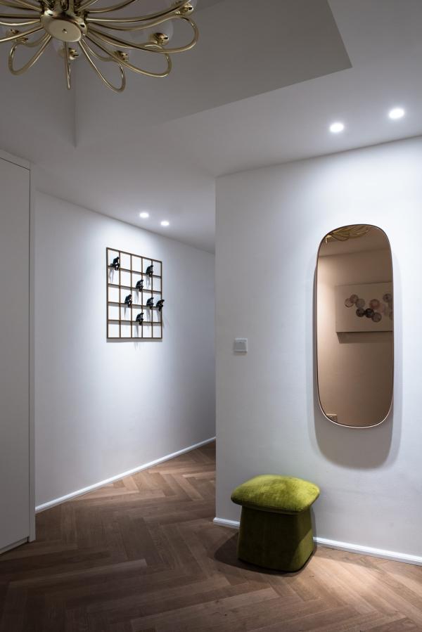 Entrance hallway with a grid of framed prints and an oval mirror, Al Fairooz Marina, Three Bedrooms, Dubai Marina, Dubai